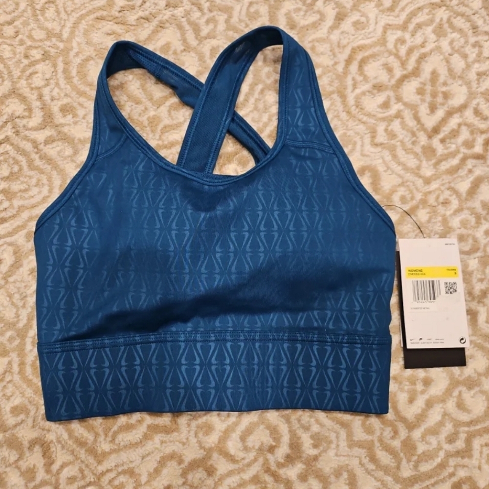 NWT Nike Swoosh Sports Bra - Size S